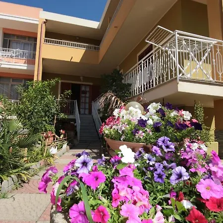 Sofy Konukevi Villasimius