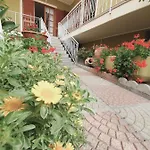 Sofy Guest house 4*